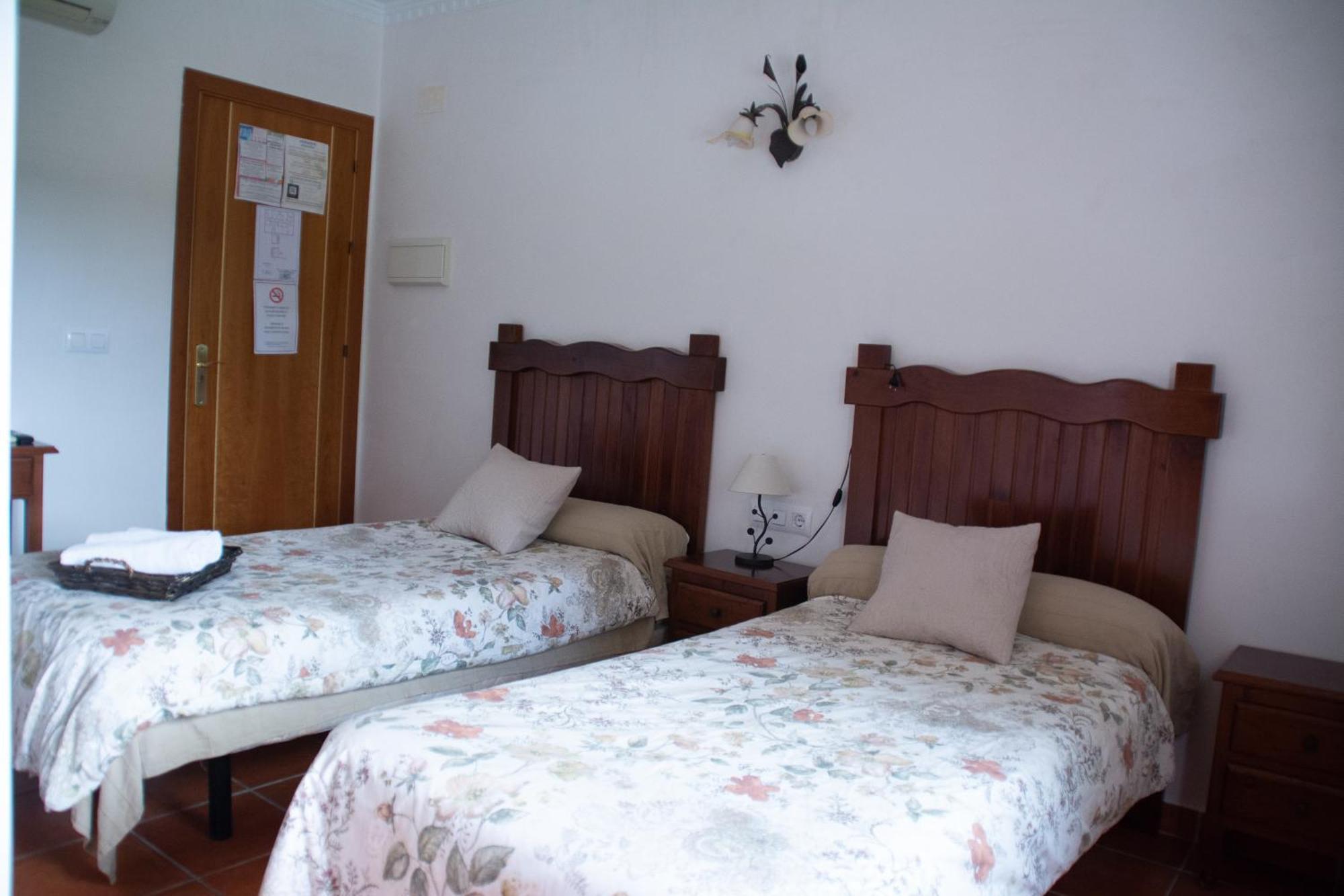 Hostal Rural La Plata Parking Incluido Аркос-де-ла-Фронтера Екстер'єр фото