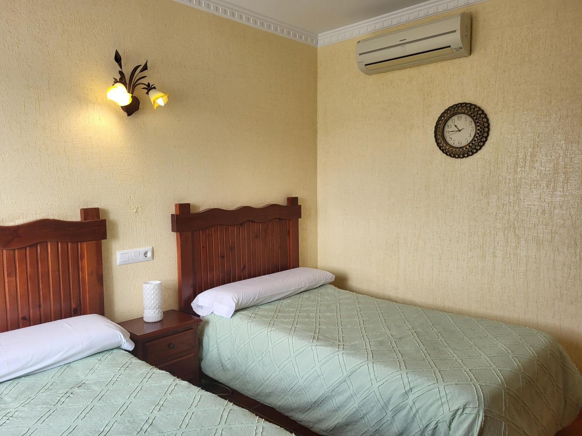 Hostal Rural La Plata Parking Incluido Аркос-де-ла-Фронтера Екстер'єр фото
